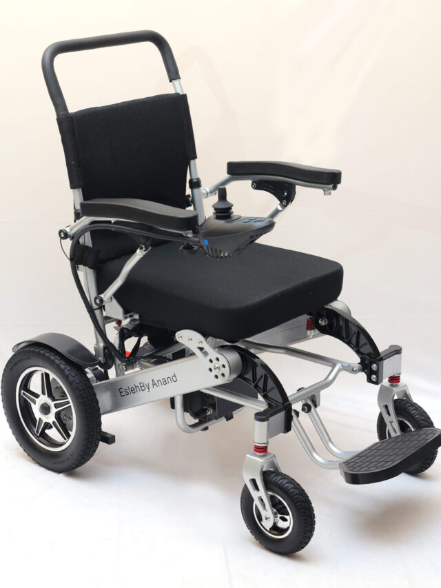 Electric Wheelchair with Adjustable Backrest